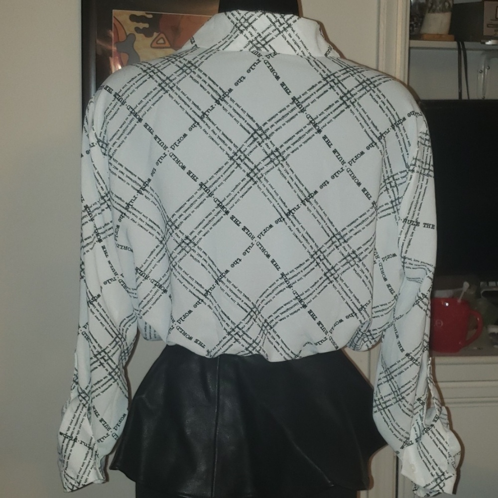 Blouse - Picture 3 of 5